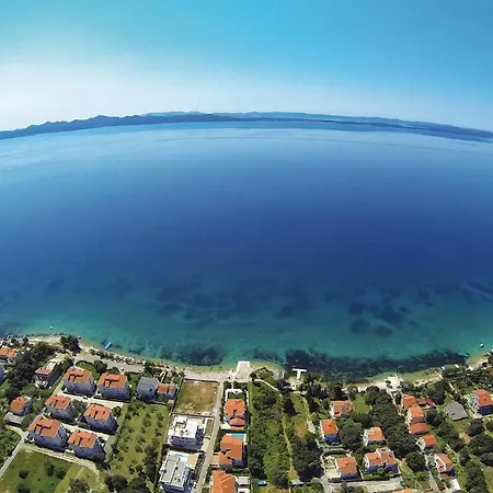 In With House Sea View Kozino