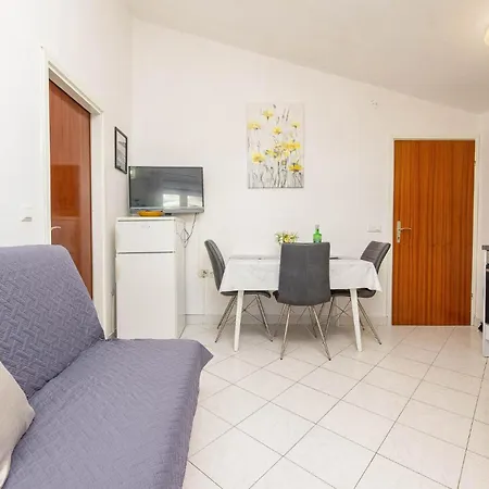 Lovely In With Wifi Apartmán